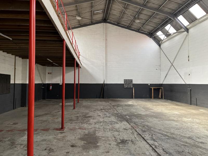 To Let Commercial Property for Rent in Killarney Gardens Western Cape